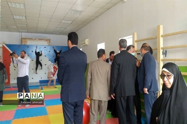 بازارچه موقت دست‌سازه‌های اولیای کارآفرین در پاکدشت