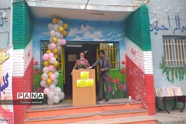 بازارچه موقت دست‌سازه‌های اولیای کارآفرین در پاکدشت