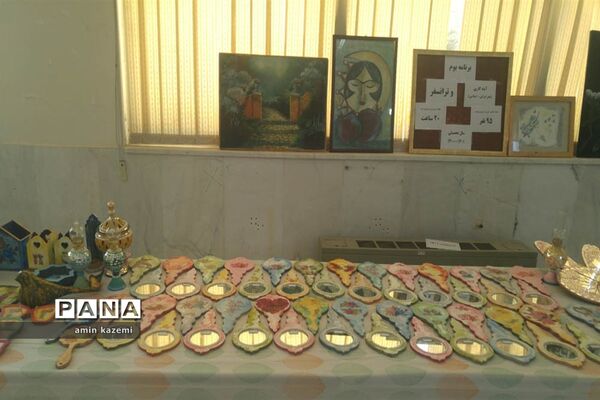 برپایی نمایشگاه دست‌سازه‌های مدارس تمدن‌سازان در داراب