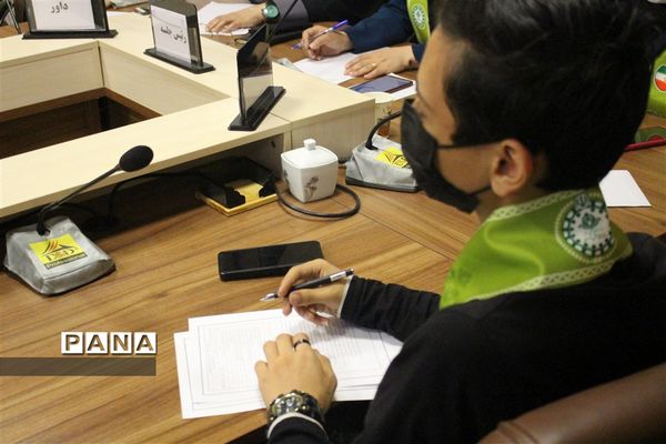 برگزاری مرحله نهایی مناظرات دانش‌آموزی در البرز