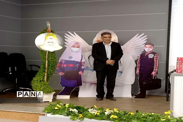 آیین استانی نواختن زنگ سلامت در ناحیه 6 مشهد