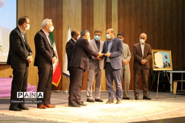 آیین تکریم و معارفه مدیرکل آموزش و پرورش استان سمنان