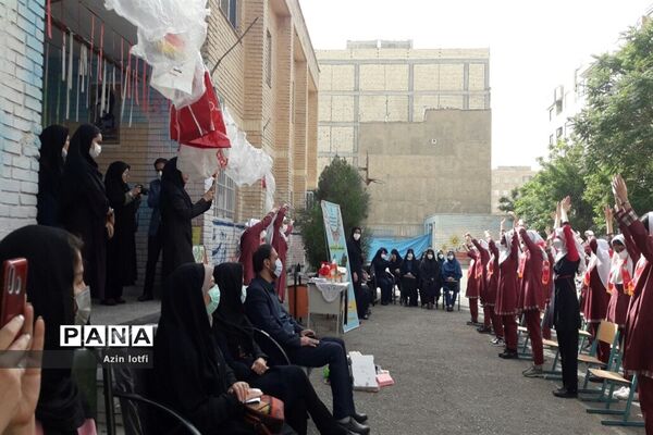 گرامیداشت هفته سلامت در دبستان دخترانه پروین اعتصامی در شهرستان قدس