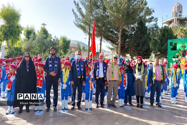 مراسم بزرگداشت سالروز تاسیس سازمان دانش‌آموزی در زاهدان