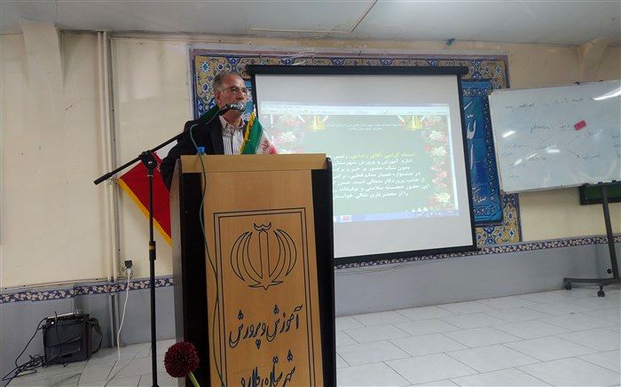 جامعه پویا و سالم، جامعه‌ای است که ماهرترین معلمان را داشته باشد