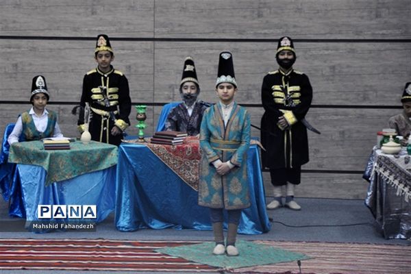 آیین معرفی طرح استانی گلستان‌خوانی در شیراز