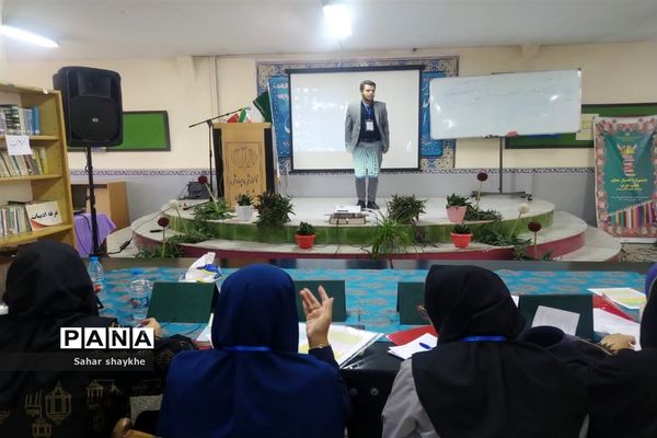 برگزاری جشنواره همیار معلم در ملارد