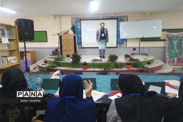 برگزاری جشنواره همیار معلم در ملارد