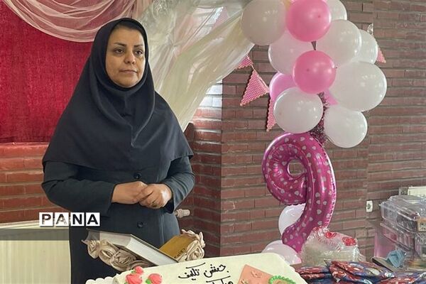 جشن تکلیف و عبادت در دبستان دخترانه حضرت ولیعصر شهرستان قدس