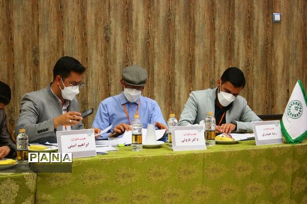 برگزاری اختتامیه دومین دوره مسابقات مناظره دانش‌آموزی استان فارس
