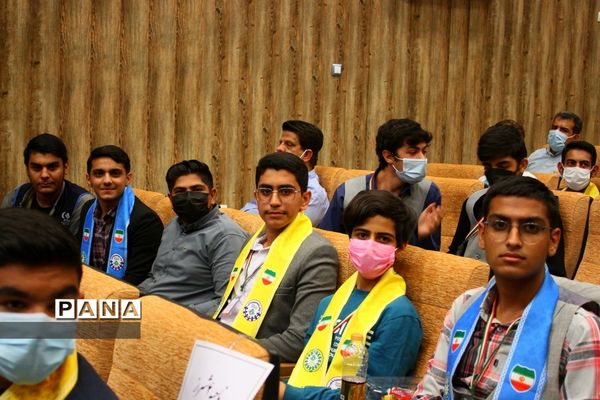 برگزاری اختتامیه دومین دوره مسابقات مناظره دانش‌آموزی استان فارس