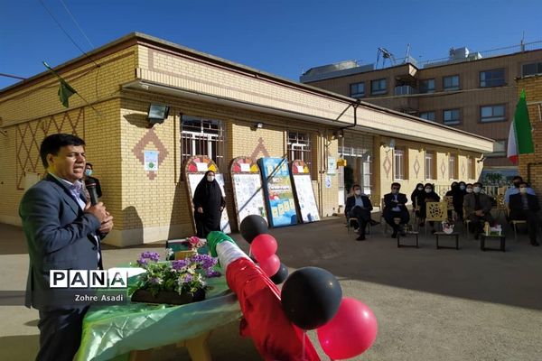 تجلیل از مدافعان سلامت و جهادگران آموزش در آباده