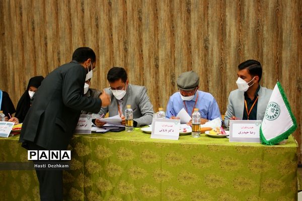 برگزاری مرحله نهایی دومین دوره مسابقات مناظره دانش‌آموزی پسران استان فارس