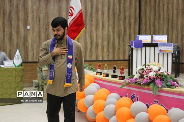 برگزاری مرحله نهایی دومین دوره مسابقات مناظره دانش‌آموزی پسران استان فارس