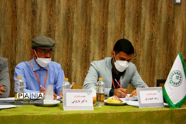 برگزاری مرحله نهایی دومین دوره مسابقات مناظره دانش‌آموزی پسران استان فارس