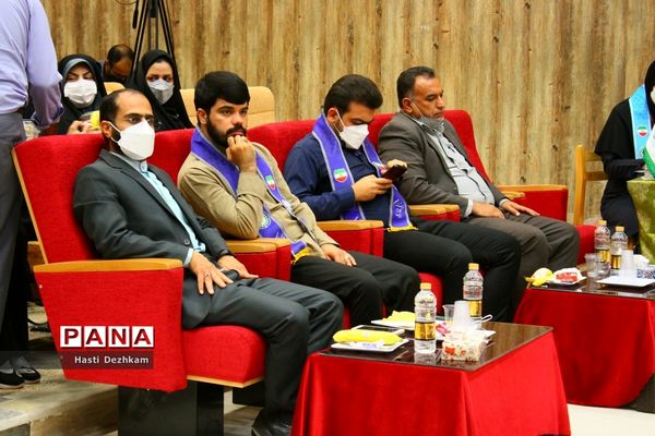 برگزاری مرحله نهایی دومین دوره مسابقات مناظره دانش‌آموزی پسران استان فارس