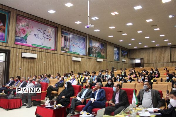 برگزاری مرحله نهایی دومین دوره مسابقات مناظره دانش‌آموزی دختران استان فارس