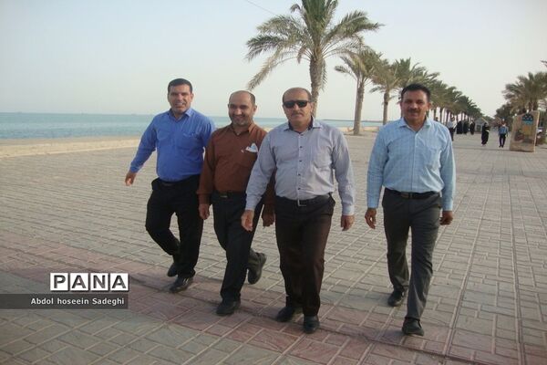 همایش پیاده‌روی فرهنگیان استان بوشهر