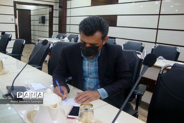 نشست هم‌اندیشی مدیران مدارس بوشهر