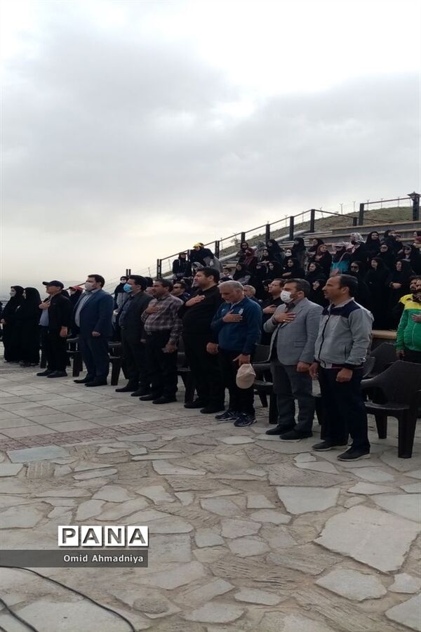 همایش پیاده‌روی همکاران تربیت‌بدنی نواحی هفت‌گانه مشهد و تبادکان