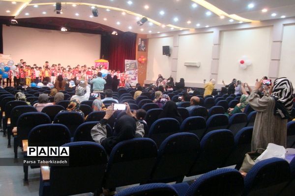 جشن سالروز تاسیس سازمان دانش‌آموزی در بوشهر