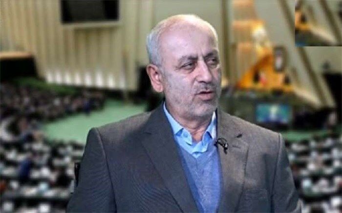 واکنش نماینده تهران به آزادشدن واردات خودرو