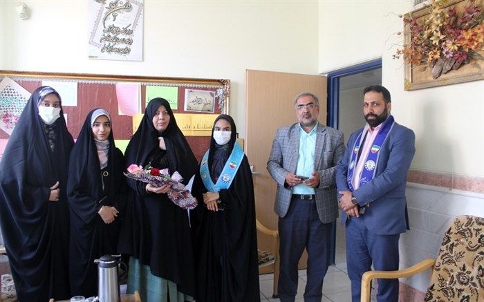 تجلیل از مربیان پیشتاز قم/فیلم