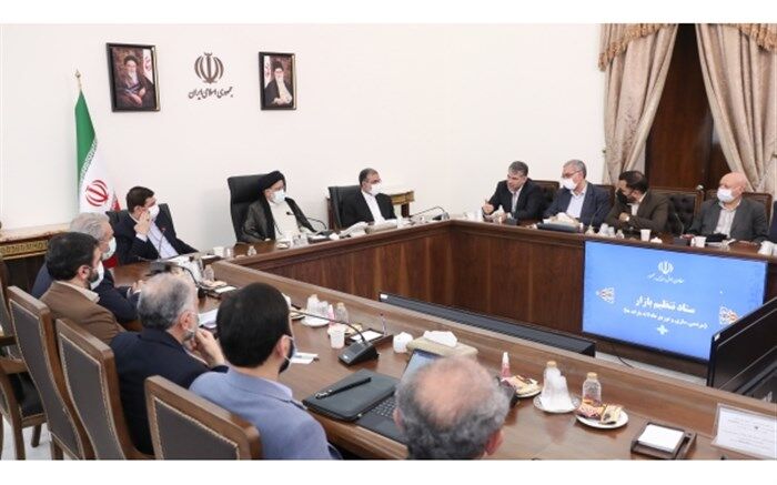 مسئولان بر توزیع کالا و پیشگیری از هر گونه کمبود یا افزایش قیمت نظارت دقیق داشته باشند
