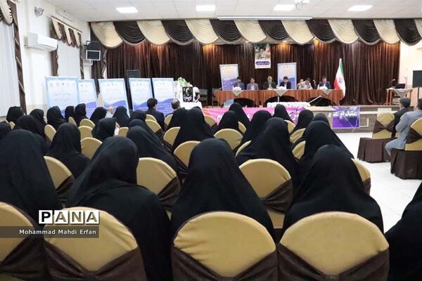 نشست صمیمی مسئولان با فرهنگیان شهرستان  آباده