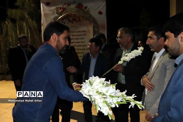 نشست صمیمی مسئولان با فرهنگیان شهرستان  آباده