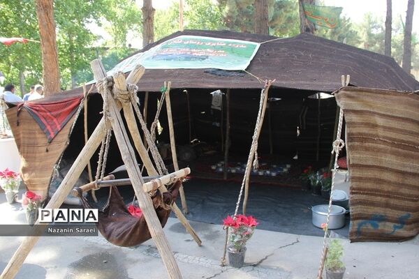 نمایشگاه دستاورد‌های آموزشی و تربیتی معلمان شهرستان‌های استان تهران