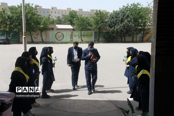 مراسم یادبود خیرین نیک‌اندیش مدرسه‌ساز