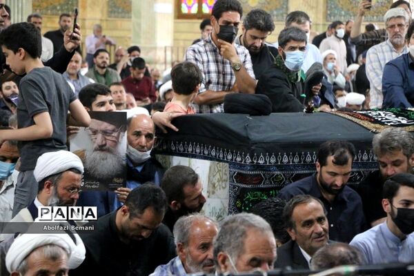 تشییع آیت الله فاطمی نیا در قم