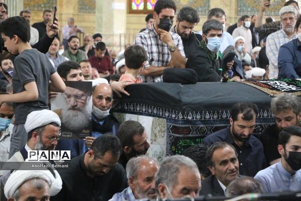 تشییع آیت الله فاطمی نیا در قم