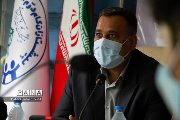 نشست صمیمی قائم مقام سازمان دانش‌آموزی با تشکل‌های دانش‌آموزی هرمزگان