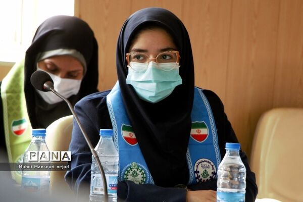 نشست صمیمی قائم مقام سازمان دانش‌آموزی با تشکل‌های دانش‌آموزی هرمزگان