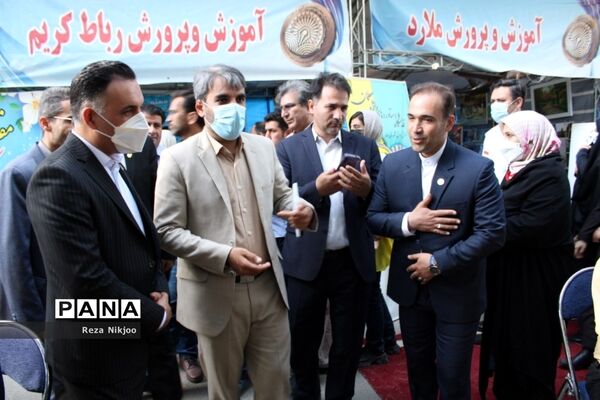 درخشش غرفه بهارستان یک در نمایشگاه دستاوردهای آموزشی و تربیتی معلمان