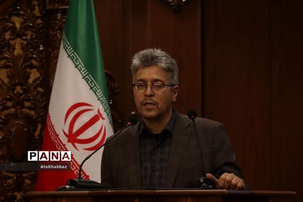 نشست تبیینی طرح مردمی‌سازی و توزیع عادلانه یارانه‌ها در تبریز