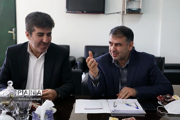 جلسه شورای هماهنگی تشکل‌های دانش‌آموزی