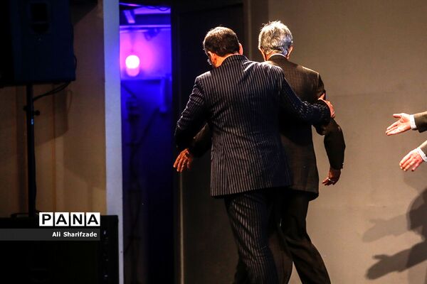 بزرگداشت حکیم ابوالقاسم فردوسی