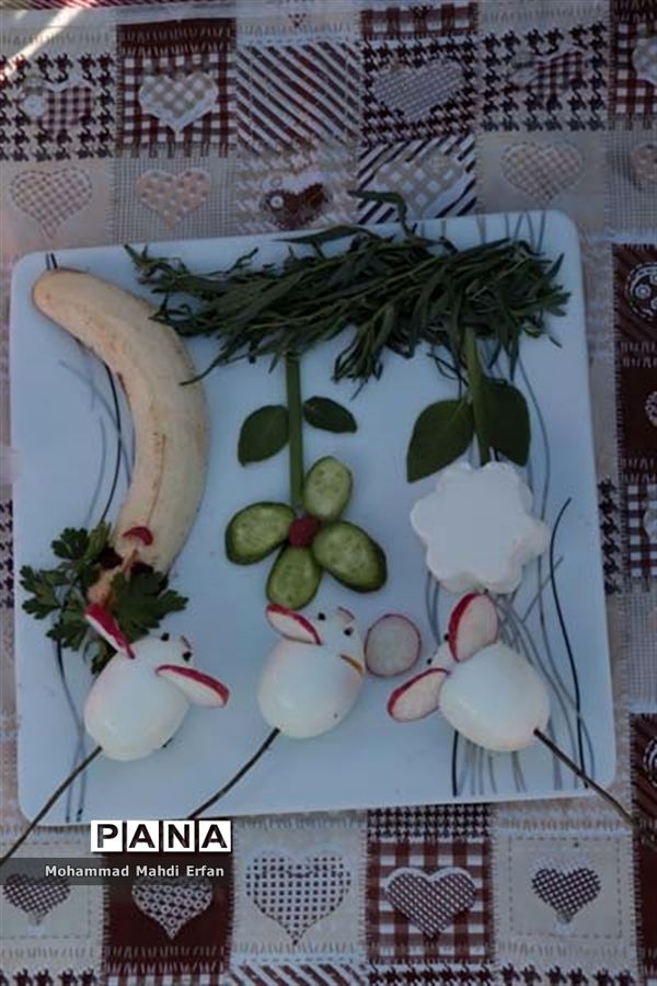 پیاده‌روی و صبحانه سالم در مدارس آباده