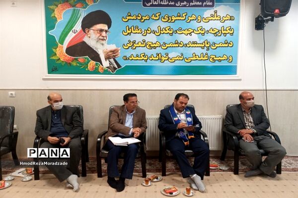 گردهمایی نماینده تشکل‌های دانش‌آموزی در دفتر امام جمعه کاشمر