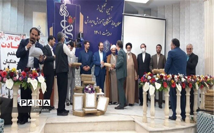 پیشکسوتان فرهنگی، سرمایه‌های ارزشمند فرهنگ و ادب هستند