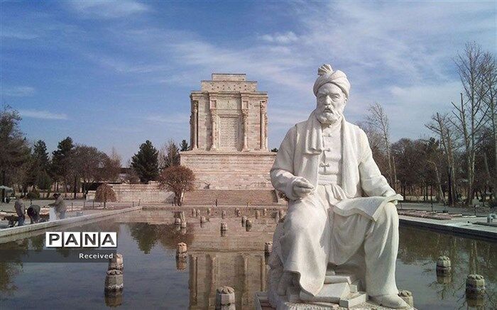 شاهنامه‌خوانی دانش‌آموز ناحیه ۲ اهواز در سالروز بزرگداشت حکیم ابوالقاسم فردوسی/ فیلم