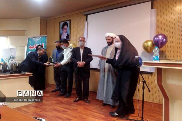 برگزاری آیین اختتامیه طرح یاریگران زندگی در ملارد