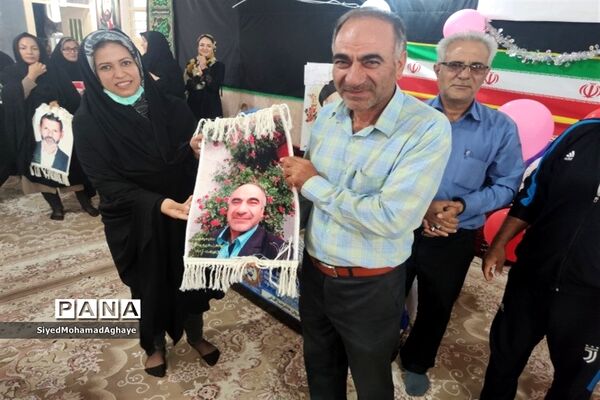 گرامیداشت روز فردوسی در دبستان شهید پسندیده کاشمر