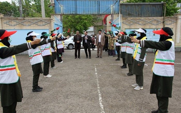 کلنگ‌زنی احداث سالن ورزشی طرح شهید سلیمانی در دبیرستان سبلان ناحیه یک اردبیل