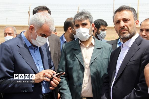 بازدید وزیر آموزش و پرورش از واحدهای آموزشی و پروژه‌های ورزشی اسلامشهر