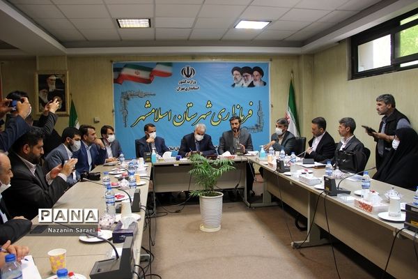 بازدید وزیر آموزش و پرورش از واحدهای آموزشی و پروژه‌های ورزشی اسلامشهر