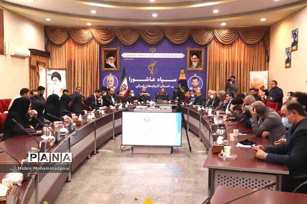 نشست صمیمی فرمانده سپاه عاشورا آذربایجان شرقی با اصحاب رسانه
